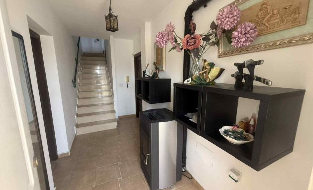 Resale - Detached House / Villa - Almoradí