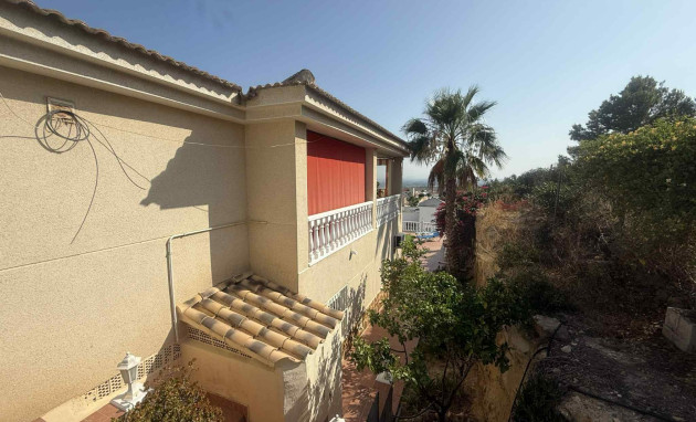 Resale - Detached House / Villa - Almoradí