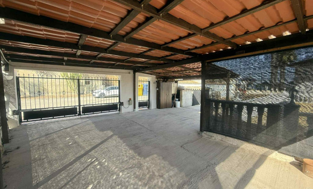 Resale - Detached House / Villa - Almoradí