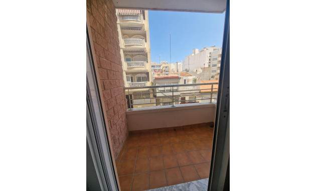 Revente - Apartment - Torrevieja - Paseo maritimo