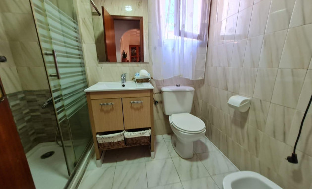 Herverkoop - Terraced house - Torrevieja - Playa del cura