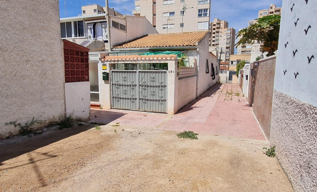 Herverkoop - Terraced house - Torrevieja - Playa del cura