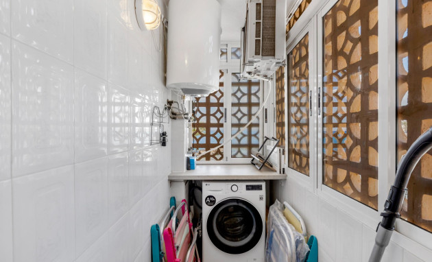 Herverkoop - Flat - Torrevieja - Playa del cura