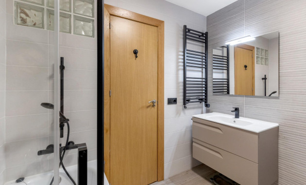 Herverkoop - Flat - Torrevieja - Playa del cura