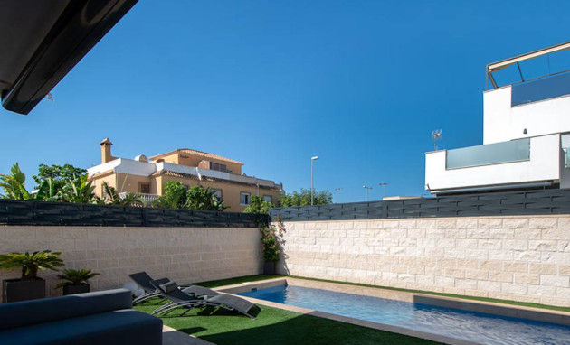 Herverkoop - Detached Villa - Ciudad Quesada - Doña Pepa