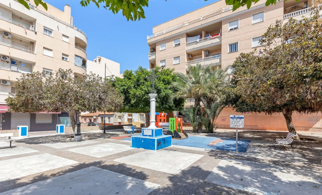 Herverkoop - Apartment - Torrevieja - El molino