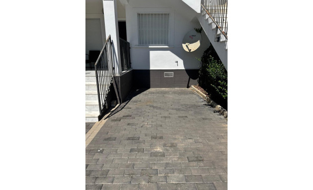 Herverkoop - Bungalow - Gelijkvloers - Torrevieja - Aguas nuevas 2