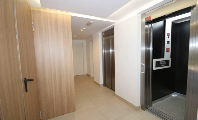 Herverkoop - Apartment - Torrevieja - Punta prima