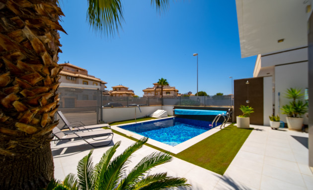 Herverkoop - Villa - Orihuela Costa - Lomas de Cabo Roig
