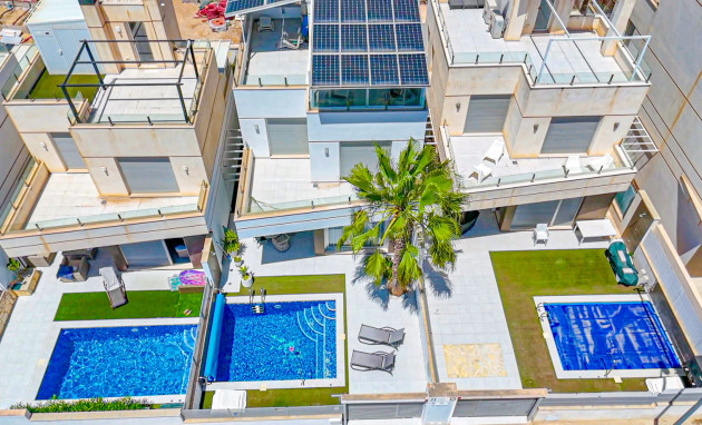 Herverkoop - Villa - Orihuela Costa - Lomas de Cabo Roig