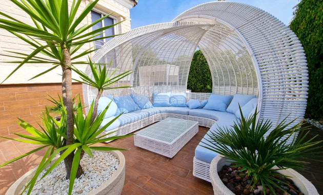 Herverkoop - Villa - Torrevieja - La Mata