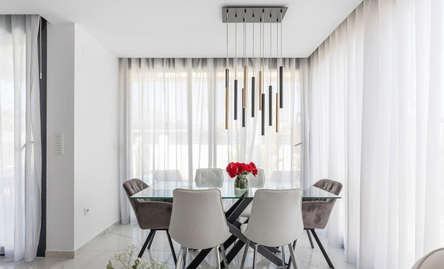 Herverkoop - Villa - Torrevieja - Torretas