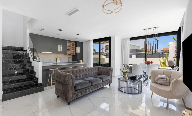 Herverkoop - Villa - Torrevieja - Torretas