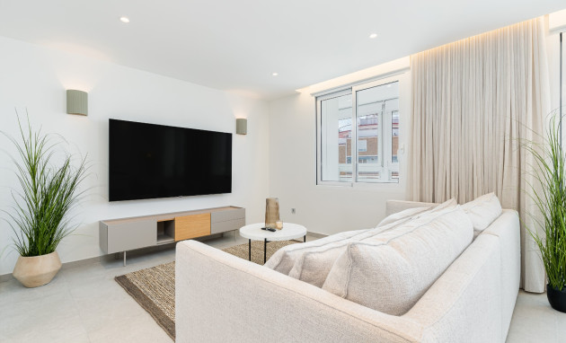 Herverkoop - Apartment - Penthouse - Torrevieja