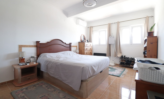 Herverkoop - Herenhuis - Torrevieja - Torretas