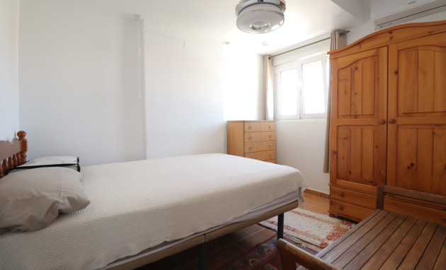 Herverkoop - Herenhuis - Torrevieja - Torretas