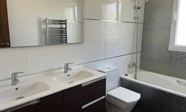 Herverkoop - Detached House / Villa - Ciudad Quesada - Rojales