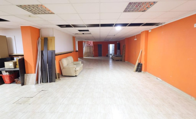 Herverkoop - Reclame - Torrevieja - Estacion de autobuses