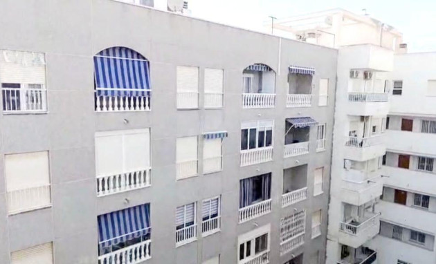 Revente - Apartment - Torrevieja - Estacion de autobuses