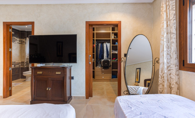 Herverkoop - Detached Villa - Los Montesinos - La Herrada