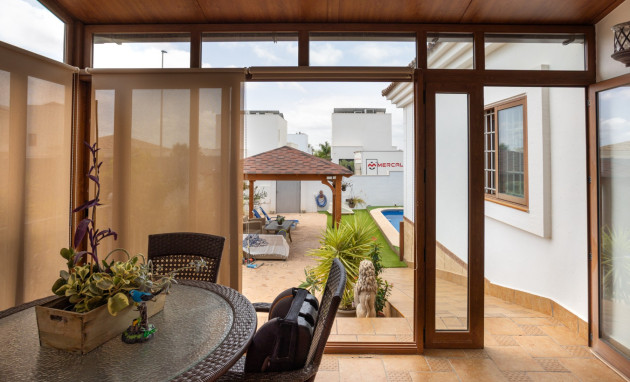 Herverkoop - Detached Villa - Los Montesinos - La Herrada