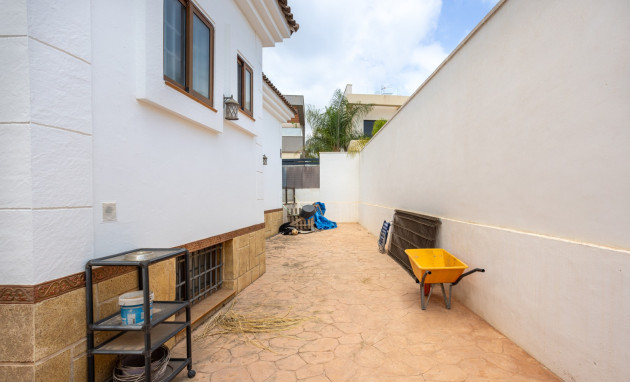 Herverkoop - Detached Villa - Los Montesinos - La Herrada