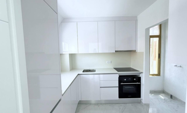 Revente - Apartment - Torrevieja - La veleta