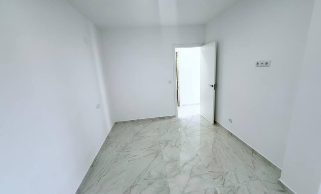 Revente - Apartment - Torrevieja - La veleta