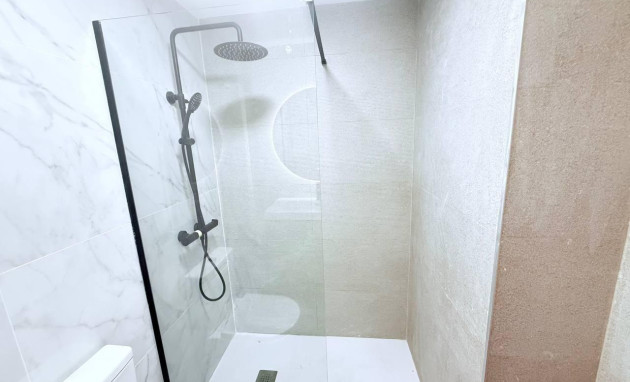 Revente - Apartment - Torrevieja - La veleta