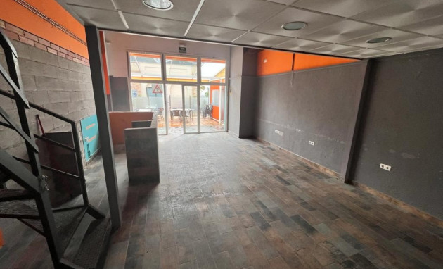 Herverkoop - Reclame - Algorfa - La Finca Golf Resort