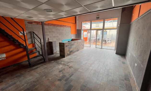 Herverkoop - Reclame - Algorfa - La Finca Golf Resort