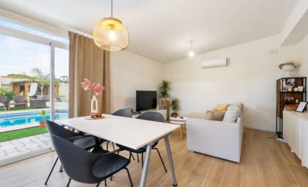 Herverkoop - Villa / Detached - Ciudad Quesada - Quesada Center