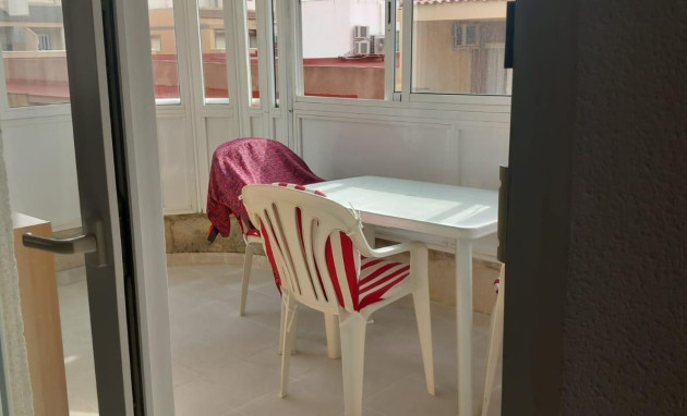 Herverkoop - Apartment - Torrevieja - Acequion