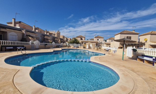 Herverkoop - Terraced house - Torrevieja - La siesta