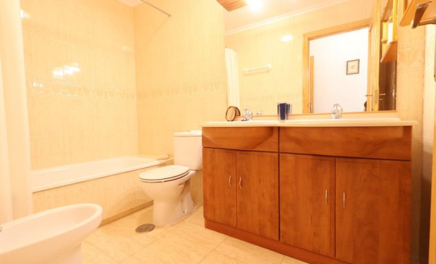 Herverkoop - Bungalow - Gelijkvloers - Orihuela Costa - Punta Prima