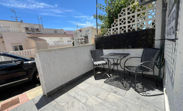 Herverkoop - Bungalow - Gelijkvloers - Torrevieja - El limonar
