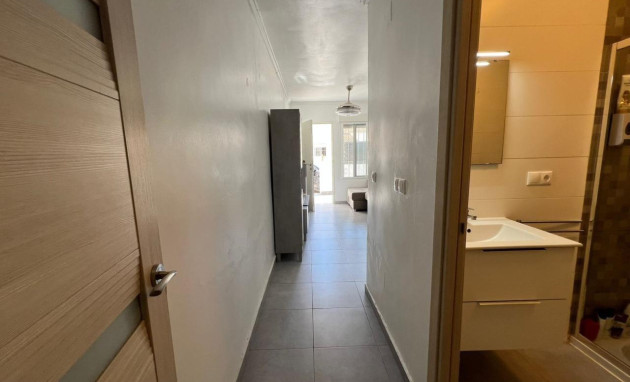 Herverkoop - Bungalow - Gelijkvloers - Torrevieja - El limonar