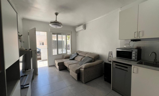 Herverkoop - Bungalow - Gelijkvloers - Torrevieja - El limonar