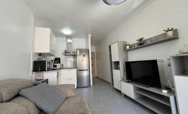 Herverkoop - Bungalow - Gelijkvloers - Torrevieja - El limonar