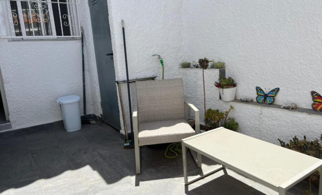 Herverkoop - Bungalow - Gelijkvloers - Torrevieja - El limonar