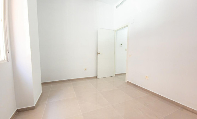Herverkoop - Apartment - Torrevieja - Acequion
