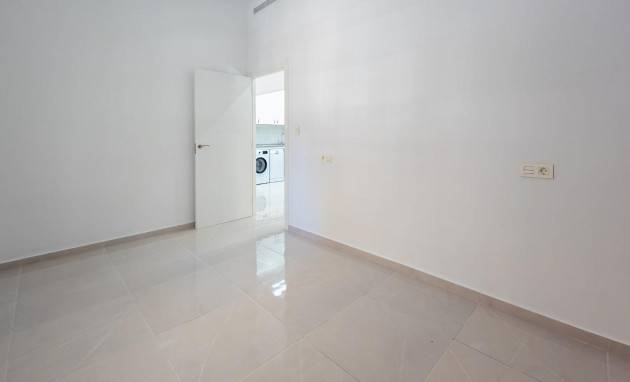 Herverkoop - Apartment - Torrevieja - Acequion