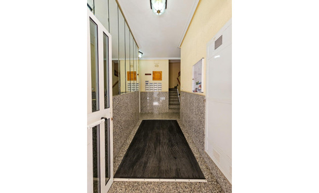 Herverkoop - Apartment - Torrevieja - Acequion