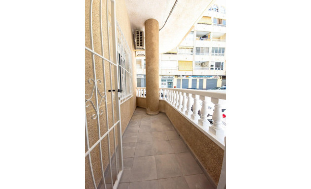 Herverkoop - Apartment - Torrevieja - Acequion