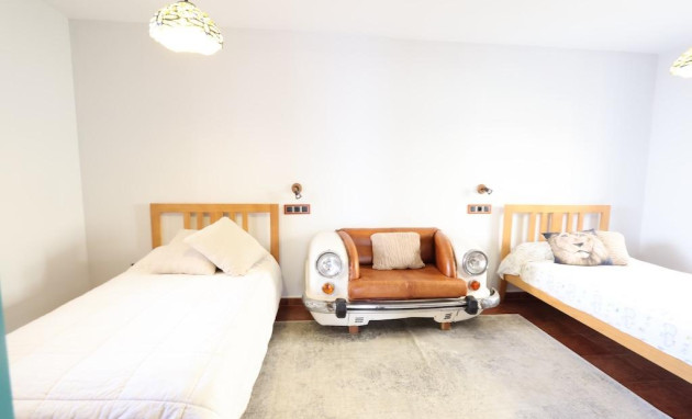 Herverkoop - Villa - Orihuela Costa - Villamartin