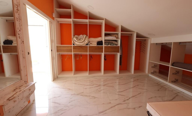 Herverkoop - Villa - Orihuela Costa - Villamartin