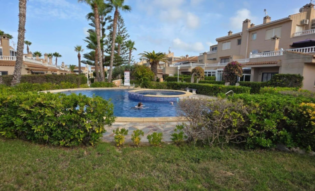 Herverkoop - Bungalow - Gelijkvloers - Orihuela Costa - Lomas de Cabo Roig-Los Dolses