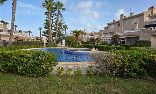 Herverkoop - Bungalow - Gelijkvloers - Orihuela Costa - Lomas de Cabo Roig-Los Dolses