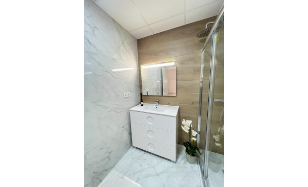 Revente - Apartment - Torrevieja - Playa del cura