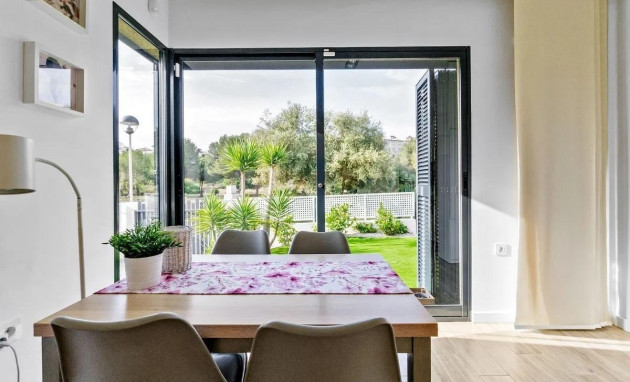 Herverkoop - Villa - Orihuela Costa - La Zenia